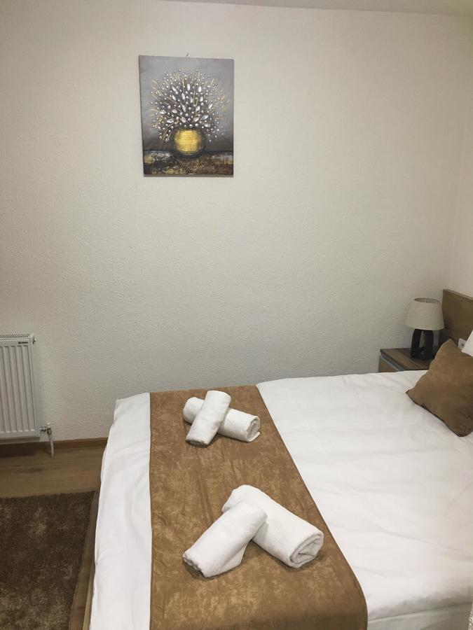 Bed And Breakfast Divanhana ノヴィ・パザル エクステリア 写真